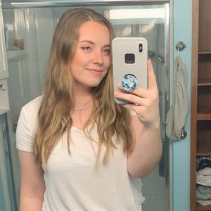 Meet your Posher, Brittany